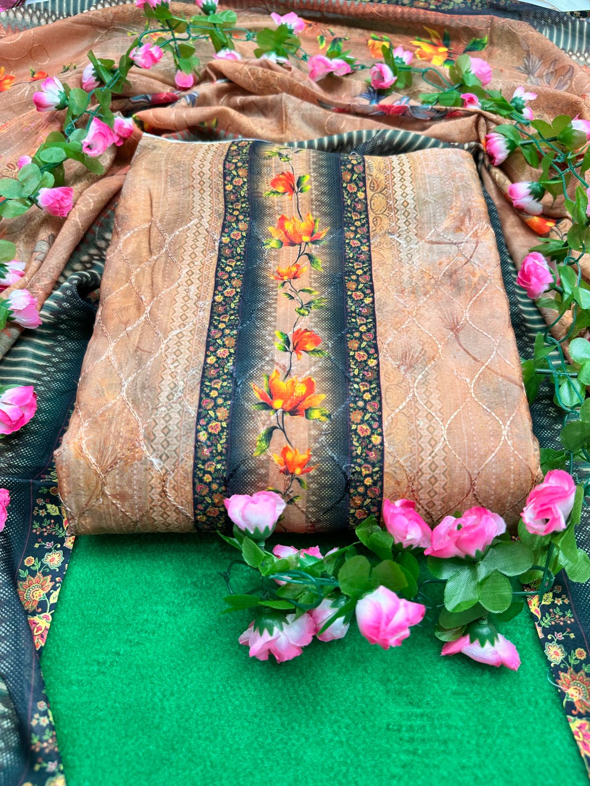 WhatsApp Image 2025-11-14 at 15.44.48_933687cf